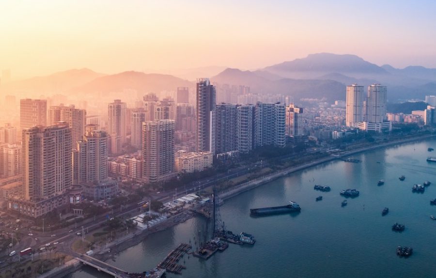 People from Macao and Hong Kong spend 454 million yuan in Zhuhai each month