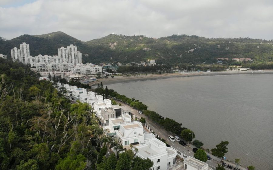 Hác Sá Beach is closed due to high E. coli levels