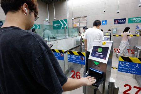 Card-free immigration channels are coming to Gongbei and Shenzhen Bay