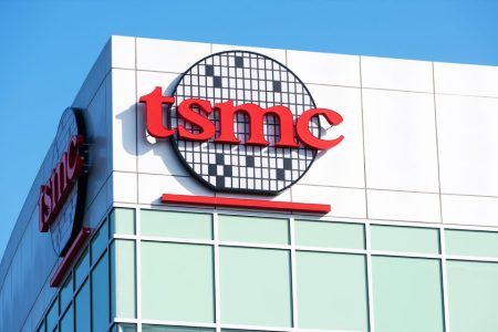 US orders TSMC to halt supply of advanced chips to China