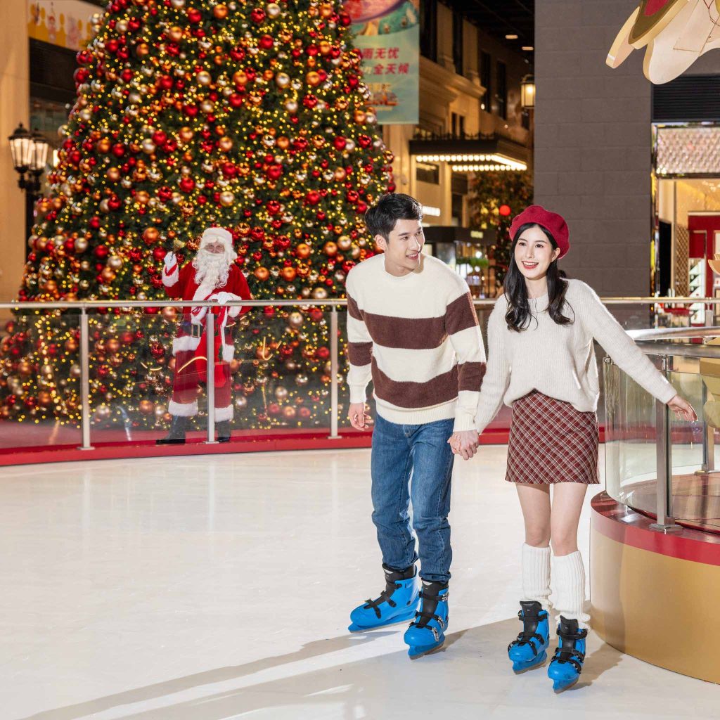 Free ice skating can be enjoyed this year at Studio City’s Winter-Fun Wonderland