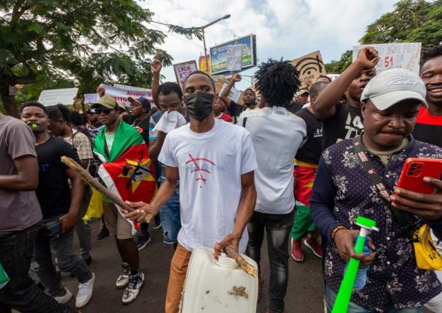 Violence surges in Mozambique as ruling party refuses to budge on election result