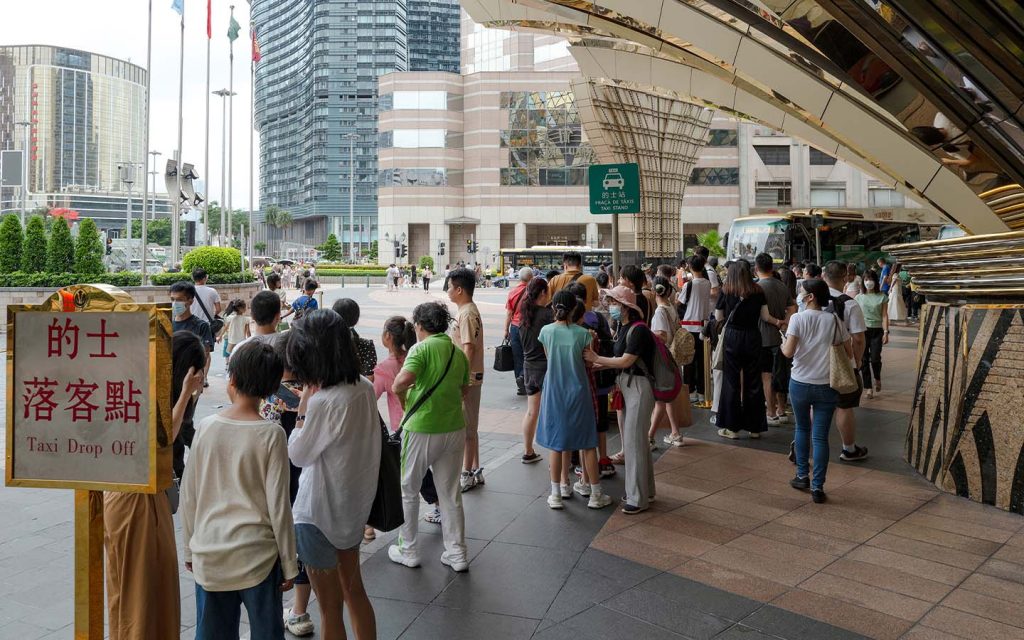 Another day, another frustrating wait. Macao’s chronic cab shortage has led to widespread complaints from visitors