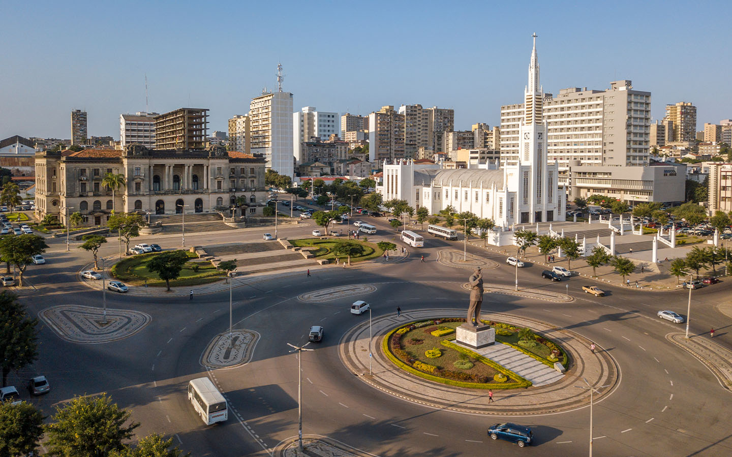 Japanese business delegation visits Mozambique in a bid to strengthen ties