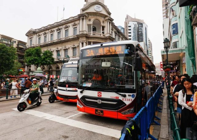 Think before you jaywalk: police have been issuing hundreds of fines