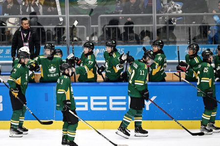 Macao’s ice hockey team defeats Bahrain to clinch its first major win Members of the Macao men’s ice hockey team seen during their group C match with India on 9 February at the Asian Winter Games in Harbin