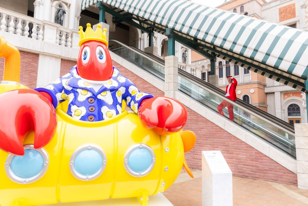 You can see a 3-metre-tall version of the Lobster Submarine up-close at The Venetian