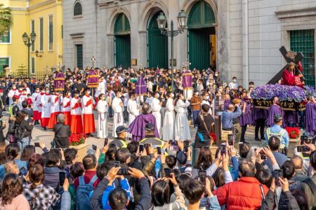 Annual Catholic procession reflects Macao’s cultural and religious heritage