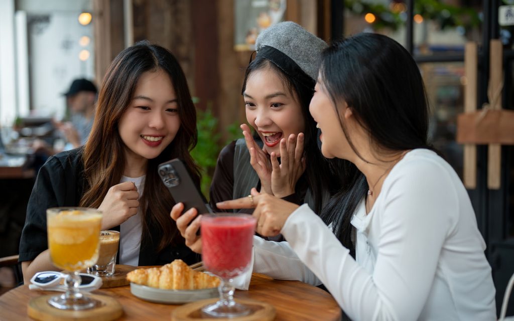 Macao women tourism