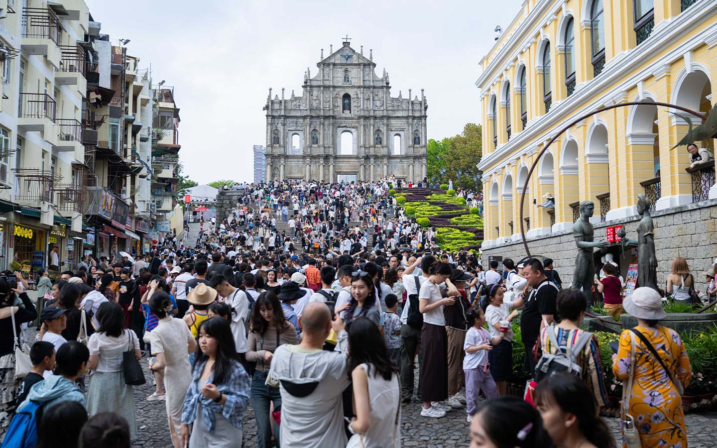 Macao sees surge in Labour Day holiday visitors, breaking post-pandemic records