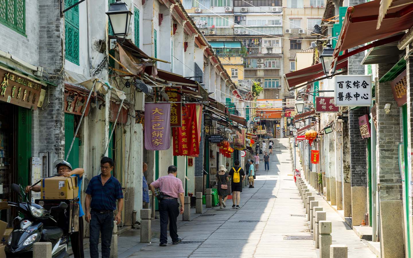 Macao issues its first yellow hot weather alert of 2025