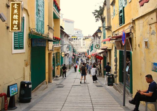 With Macao’s businesses struggling, officials attend APEC meeting on SMEs 