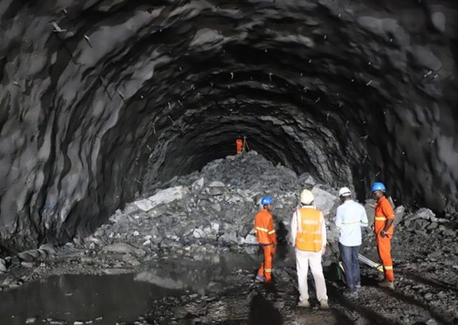 ​​Chinese-built Angolan hydropower plant marks milestone tunnel construction