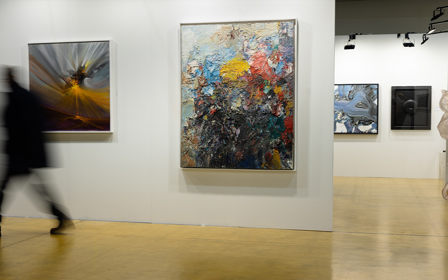 Renowned art critic Feng Boyi has been appointed curator of Art Macao 2025