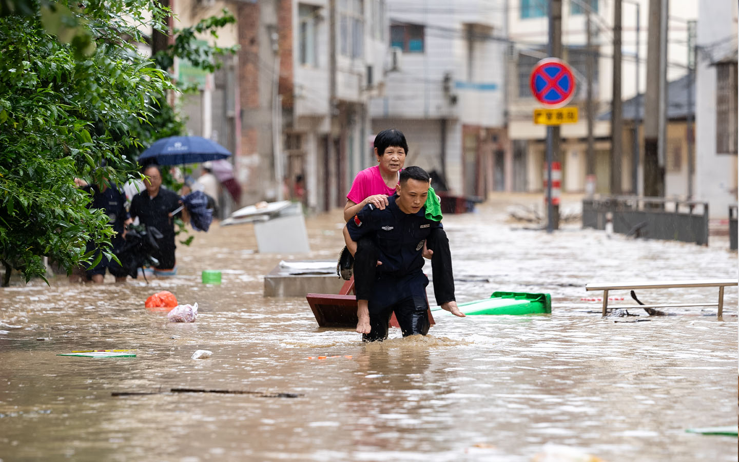 Flooding eases in hard hit Guizhou as government pledges more disaster funds