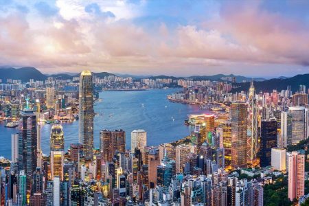 Hong Kong aims to overtake Switzerland in wealth management by 2027