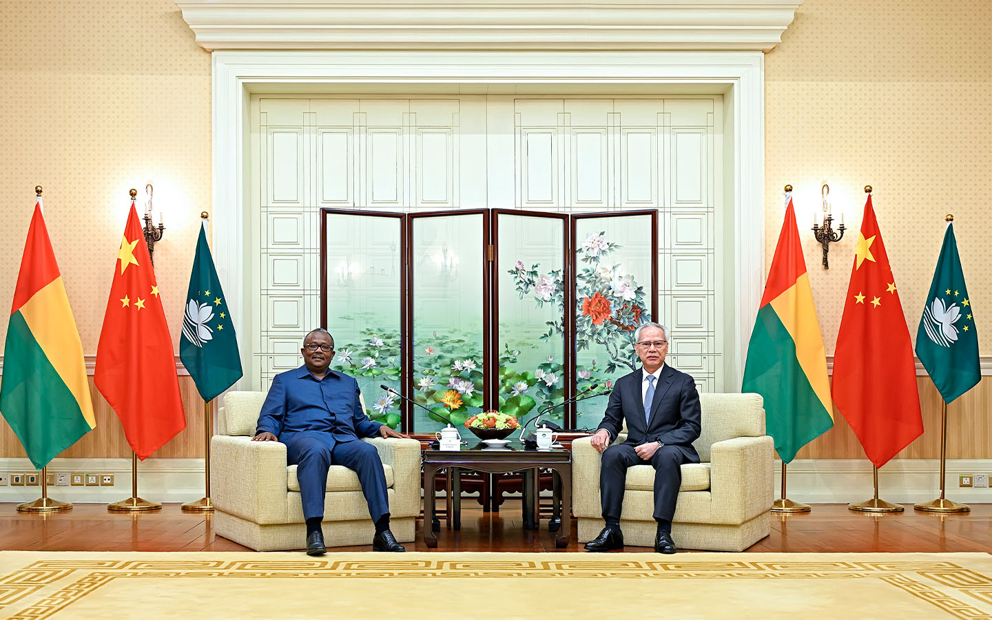 Macao’s chief executive meets with the president of Guinea-Bissau 