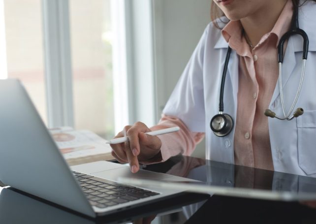 Macao’s first home-grown doctors have graduated 