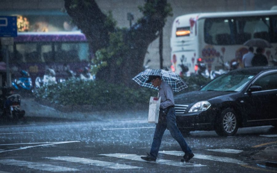 Some classes suspended as heavy rain lashes Macao