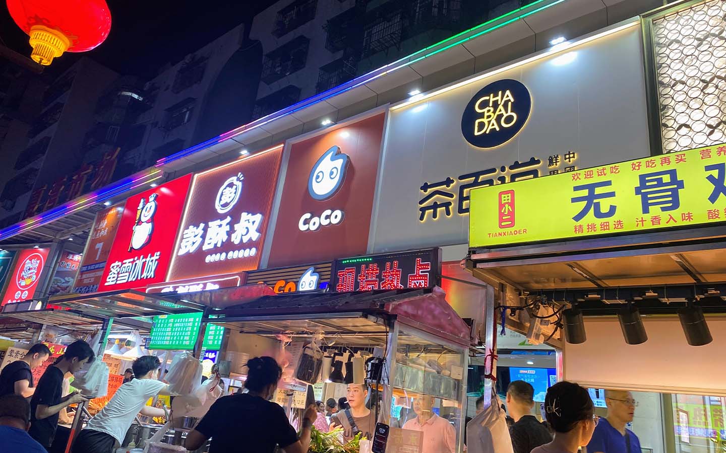 Macao residents prefer eating out in Zhuhai, survey says