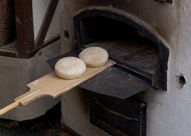 A Turkish bakery has recreated a 5,000-year-old bread recipe and people love it