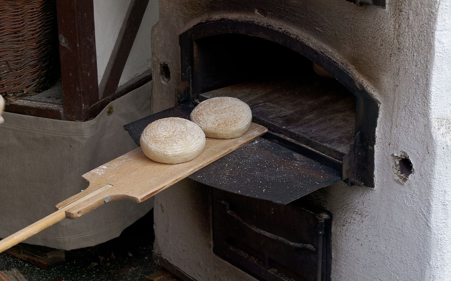 A Turkish bakery has recreated a 5,000-year-old bread recipe and people love it