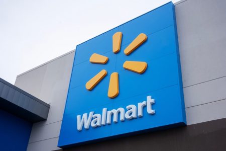 Hit by rising costs, US retailers are demanding that Chinese firms pay for shipping