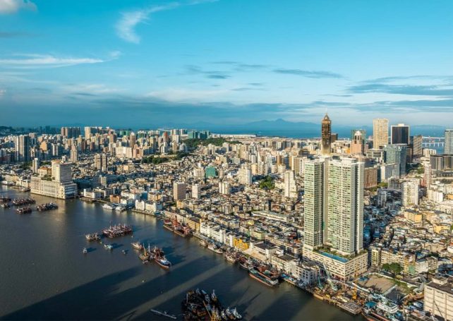 A yellow hot weather alert is in force in Macao