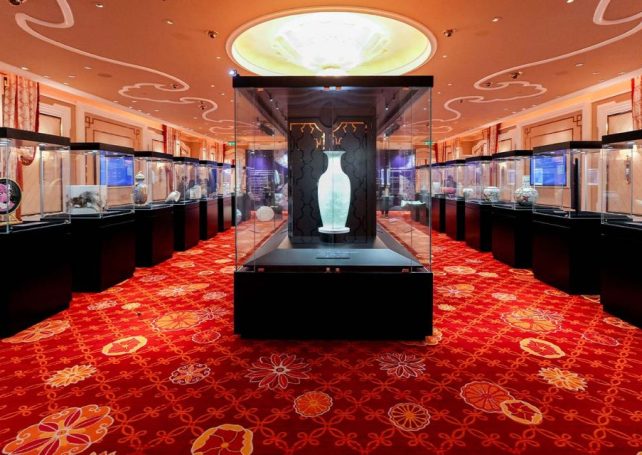 Wynn Palace’s Hello China, Hello Macao exhibition brings Chinese porcelain to life