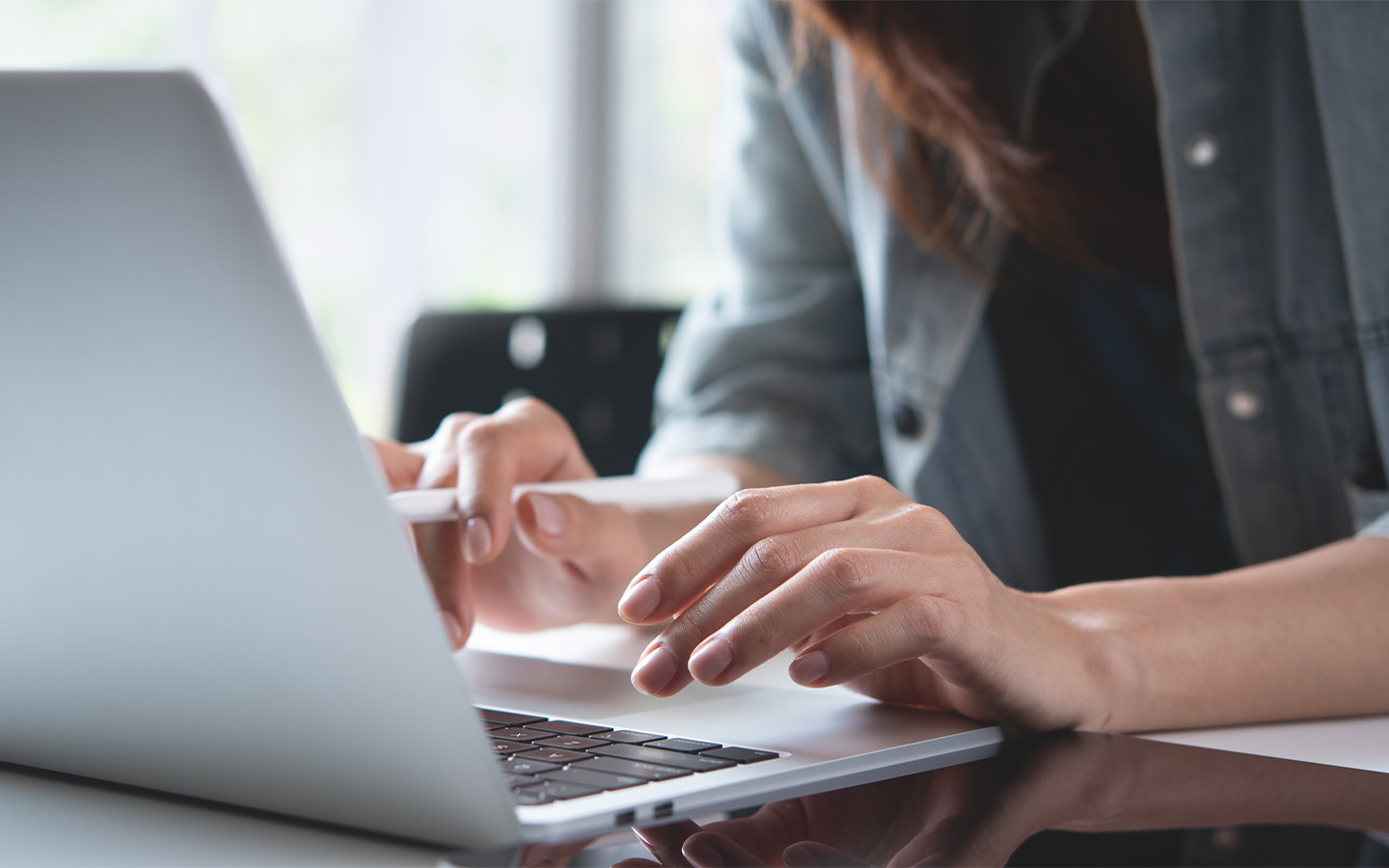 Study finds that AI advises women to seek lower salaries than men