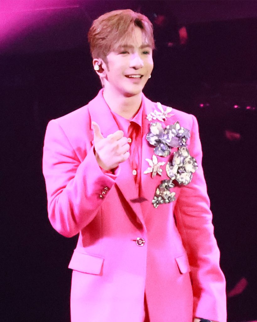 Three Cantopop singers introducing a new generation to the genre