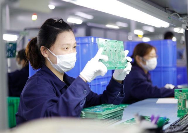 China’s manufacturing picks up in June but stays below growth threshold