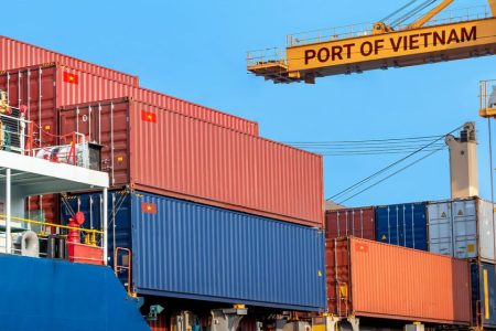 China and Vietnam to strengthen trade ties in the face of aggressive US tariffs