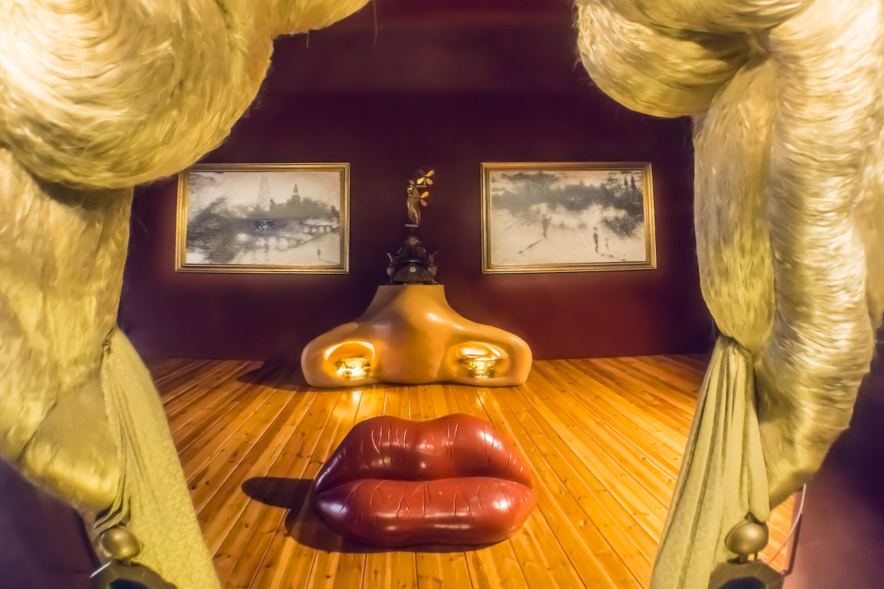 Hengqin is hosting a Salvador Dalí exhibition until October