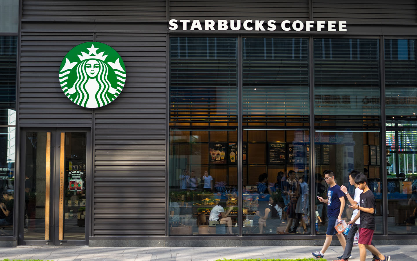 As a coffee war brews, Starbucks pilots free study spaces at selected GBA outlets