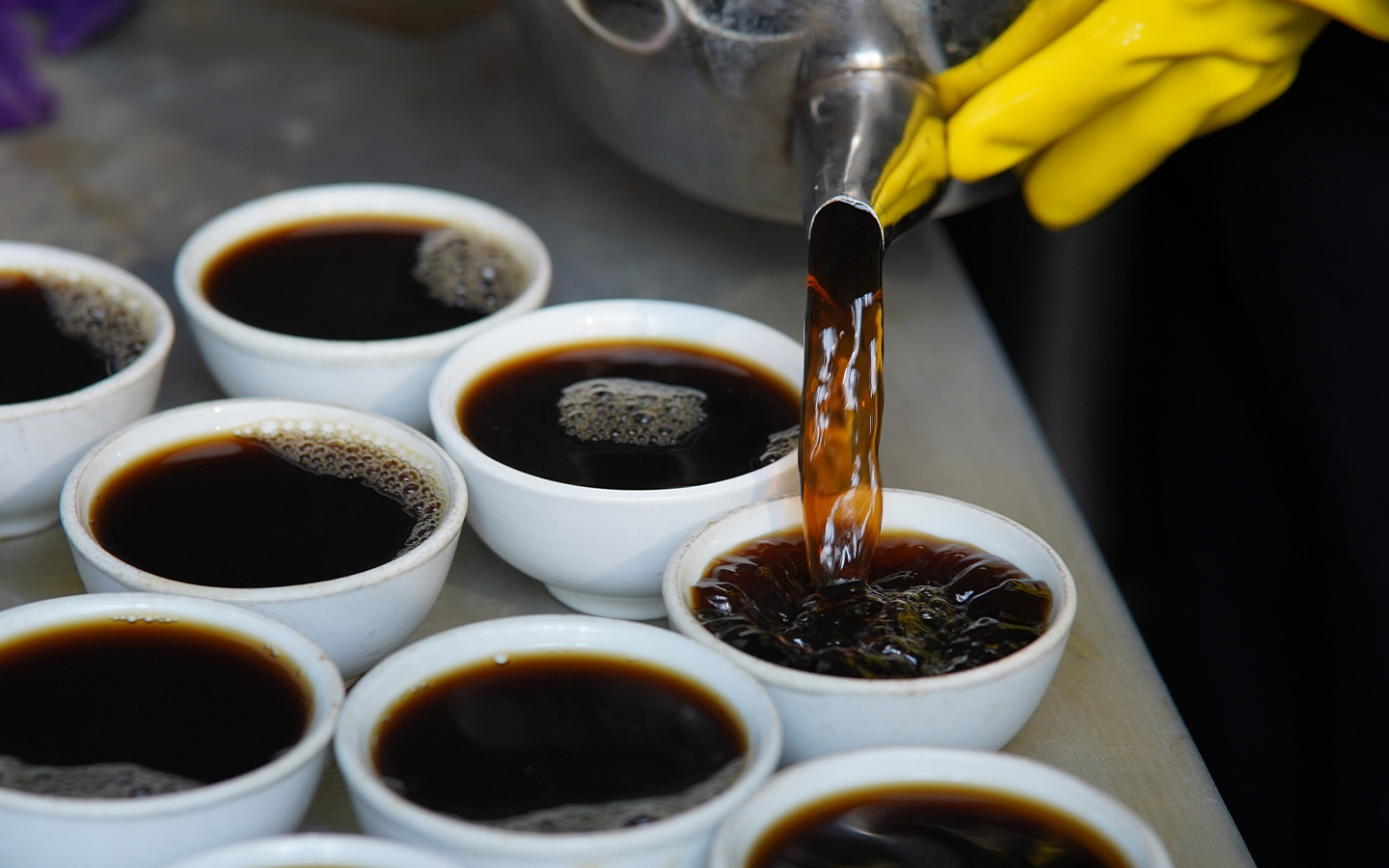 In this warm weather, are you getting enough Chinese herbal tea? 
