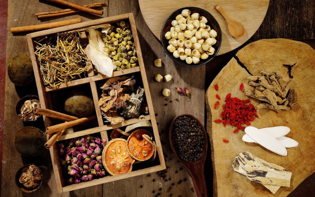 In this warm weather in Macao, are you getting enough Chinese herbal tea?