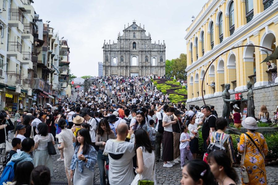 Non-gaming visitor spending in Macao rises 4.6 percent in the second quarter
