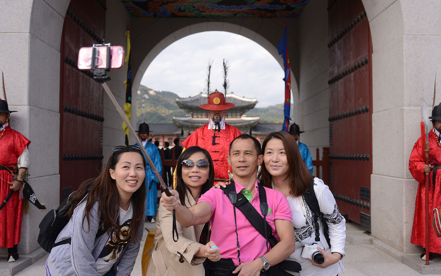 Visa-exemption for Chinese tour groups could boost South Korean casinos
