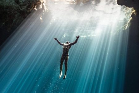 Croatian freediver breaks world record with 29-minute underwater breath hold