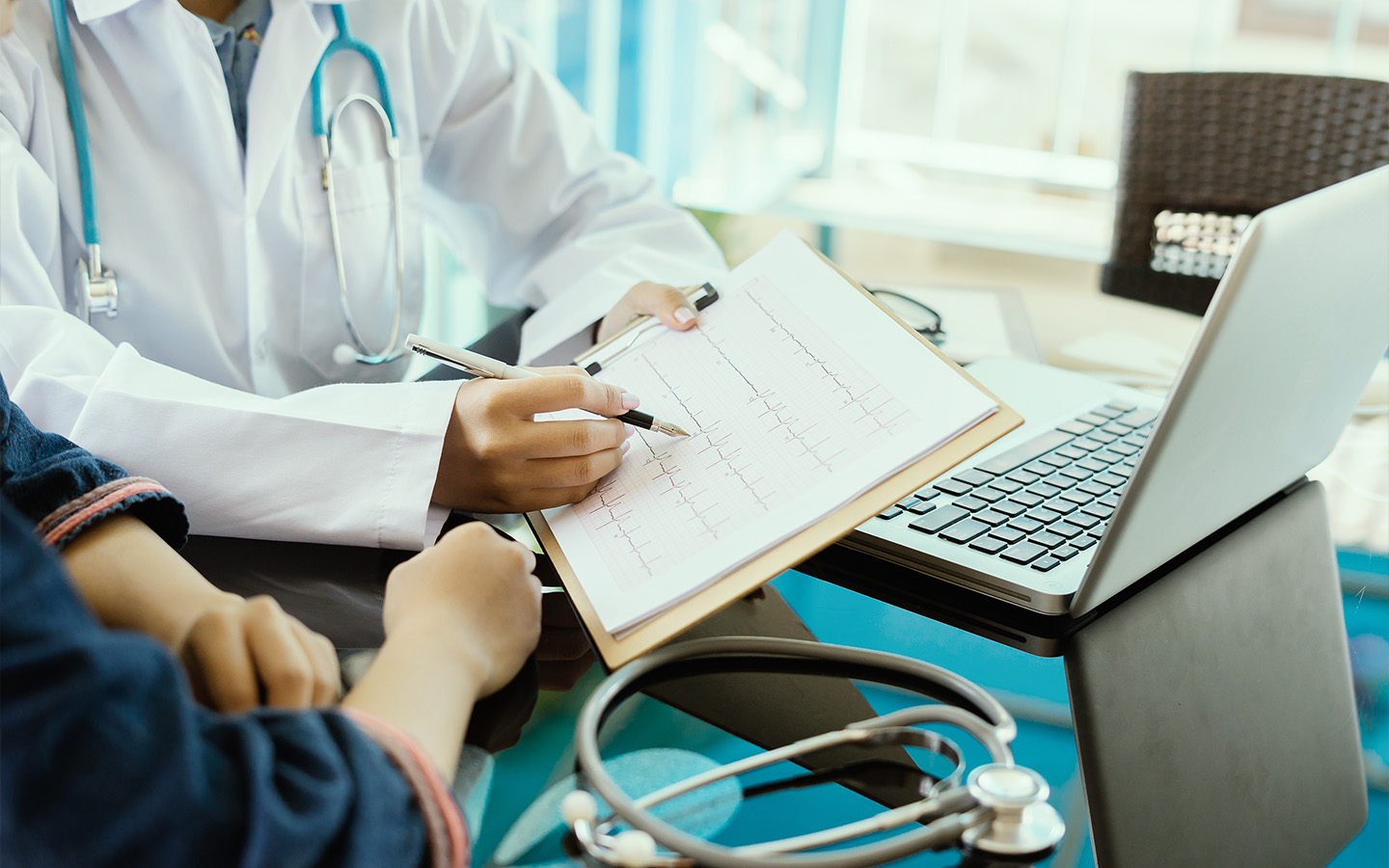 Hong Kongers increasingly head to mainland China for healthcare