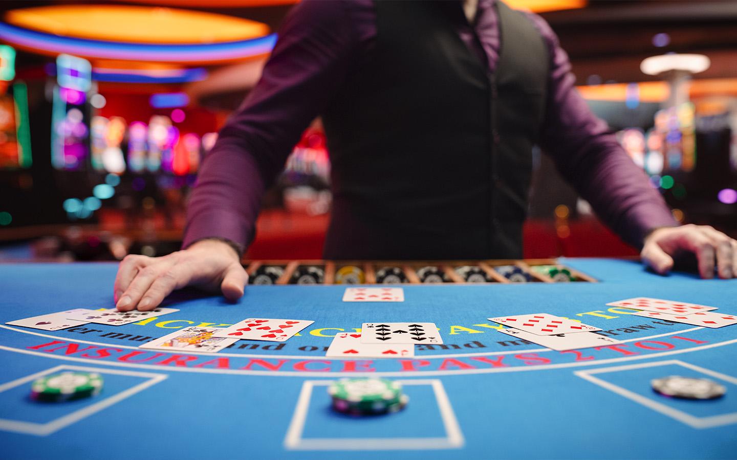 Casino sector salaries hit a 10-year high