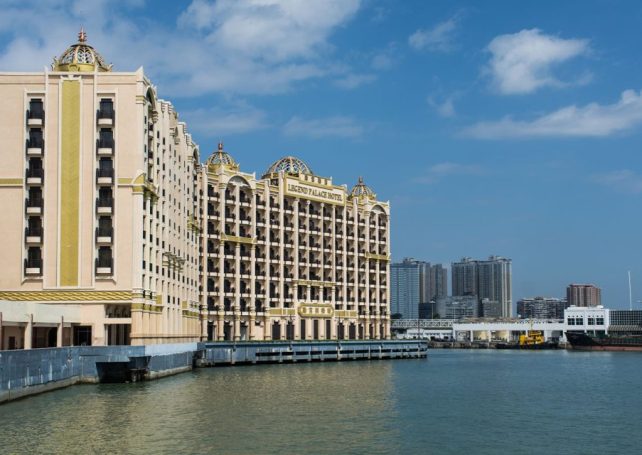 Macau Legend issues profit warning as Legend Palace prepares to shutter