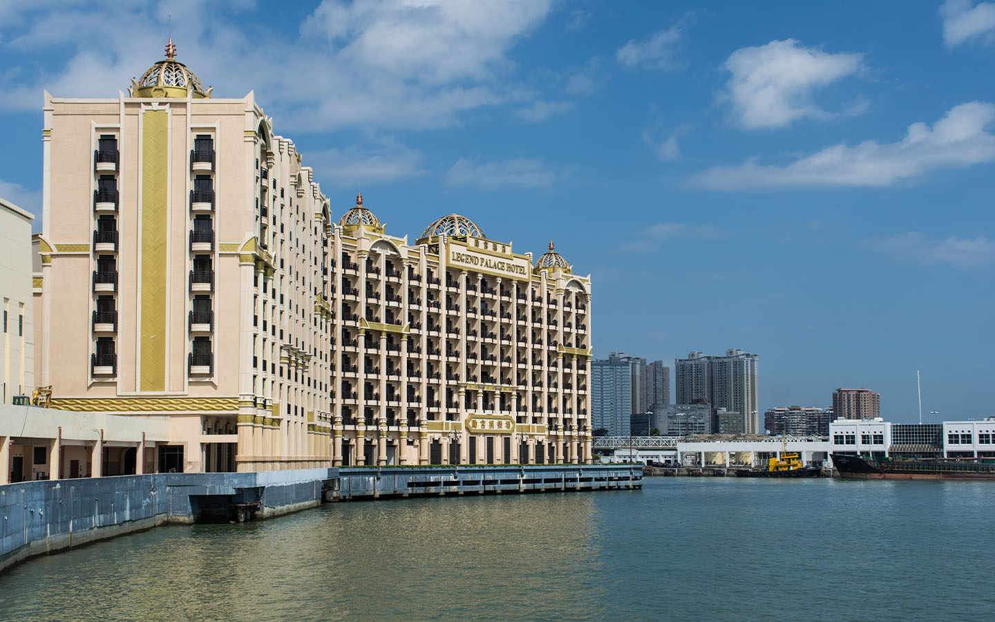 Macau Legend issues profit warning as Legend Palace prepares to shutter