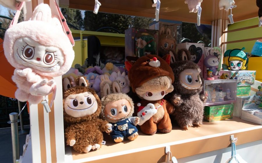Zhuhai customs seize over 26,000 counterfeit Labubu dolls in one haul 