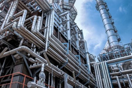 Angola inaugurates a second oil refinery