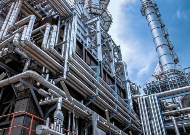 Angola inaugurates a second oil refinery