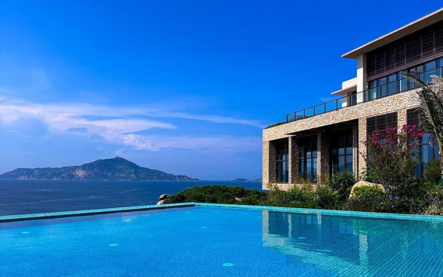 A brand linked to Aman founder Adrian Zecha has opened a luxe resort in Zhuhai