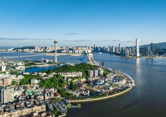 Beijing mulls a free trade zone linking Macao, the mainland and Hong Kong 