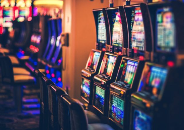 Macao’s satellite casinos are shutting early as staff leave
